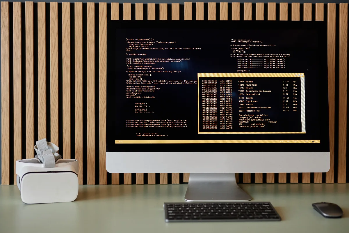 Schema markup para GEO: desenvolvedor implementando dados estruturados no site