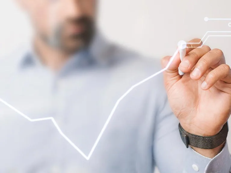 Teste A/B de landing pages, representando experimentação e melhoria contínua de estratégias digitais.